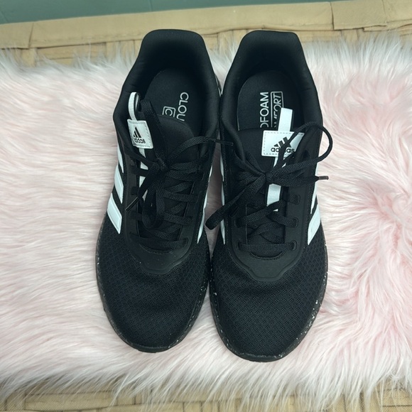 adidas Black and White mens Shoes LIKE NEW - Picture 2 of 6